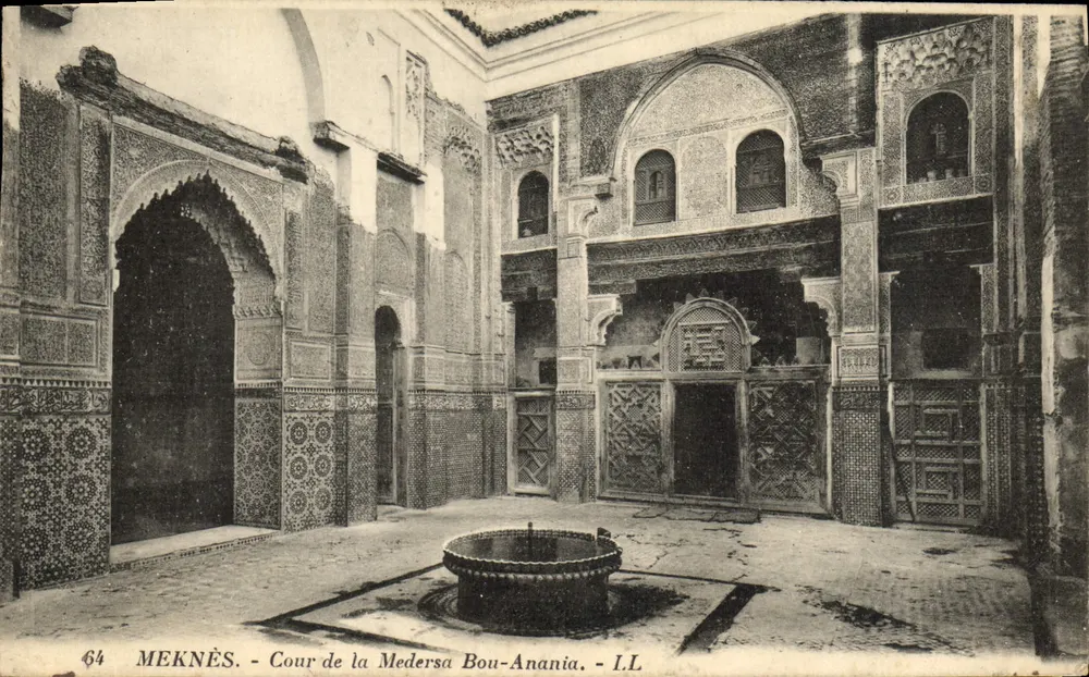 Meknès — Innenhof der Medersa Bou-Anania — LL, Nr. 64 - Vorderseite