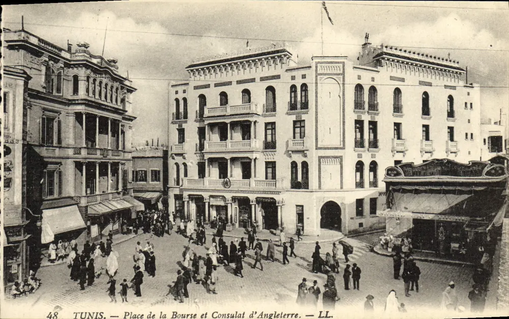 TUNIS — Piazza della Borsa e Console d'Inghilterra — LL. - Recto