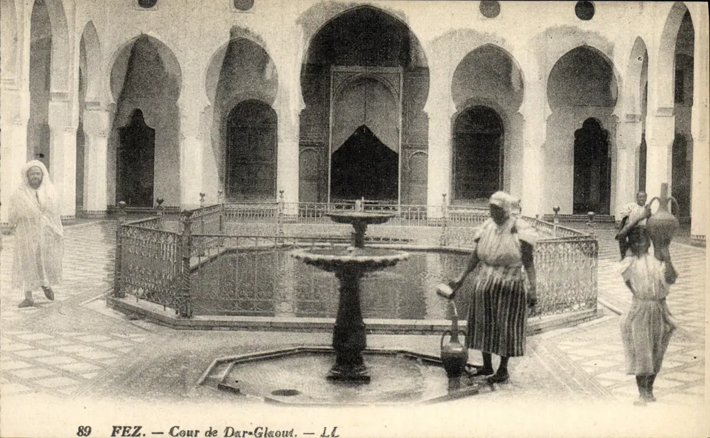 Fez — Cour do Dar-Glaou — LL - Frente