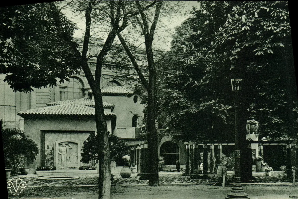 Das Pavillon der Alpes-Maritimes — Internationale Ausstellung für Dekorative Künste, Paris 1925 — Ausgabe 1925, Nr. 37 - Vorderseite