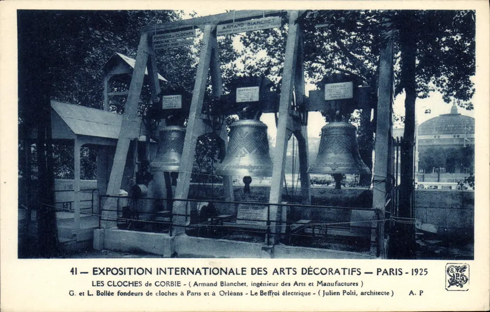 Internationale Ausstellung für Dekorative Künste — Paris — 1925 — Die Glocken von Corbie — Armand Blanchet, Ingenieur für Künste und Manufacturen — Julien Polti, Architekt - Vorderseite