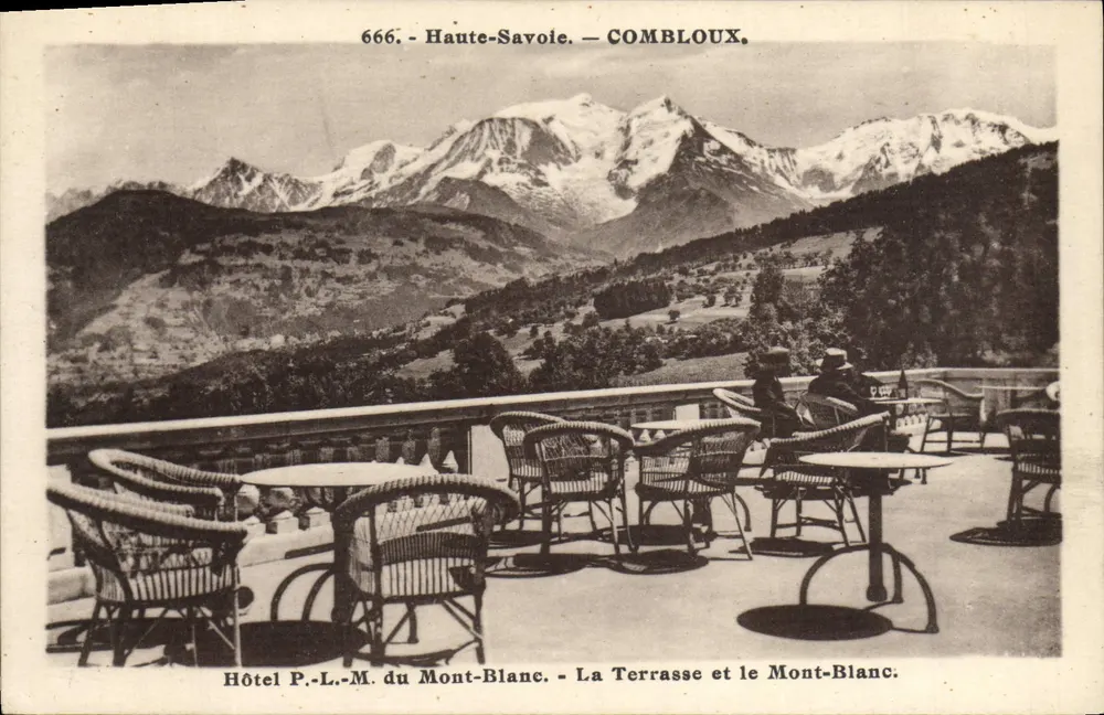 Combloux — Terrasse des Hotels P.-L.-M. du Mont-Blanc — Blick auf den Mont-Blanc - Vorderseite