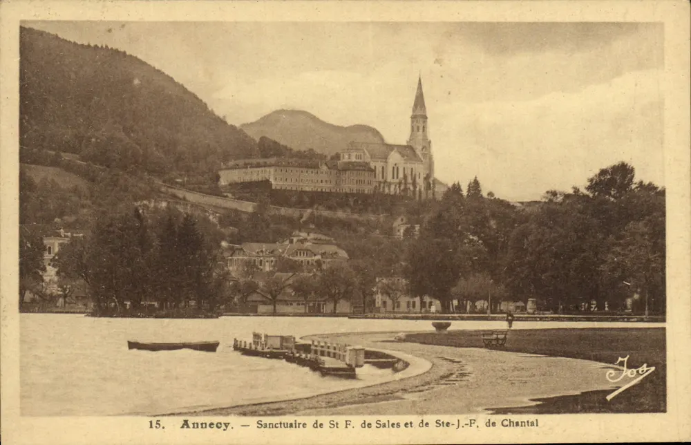 Annecy — Wallfahrtskirche St. F. de Sales und St. J.-P. de Chantal — Jos - Vorderseite