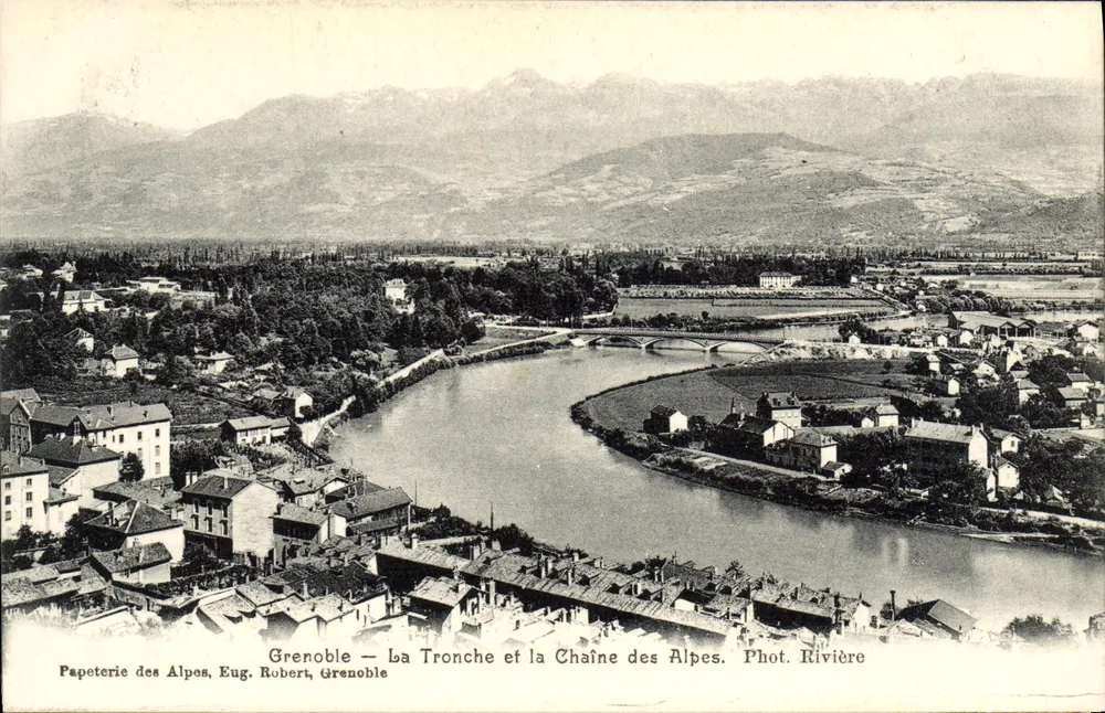 Grenoble — Ansicht von La Tronche und der Alpenkette — Papeterie des Alpes, Eug. Robert, Grenoble - Vorderseite