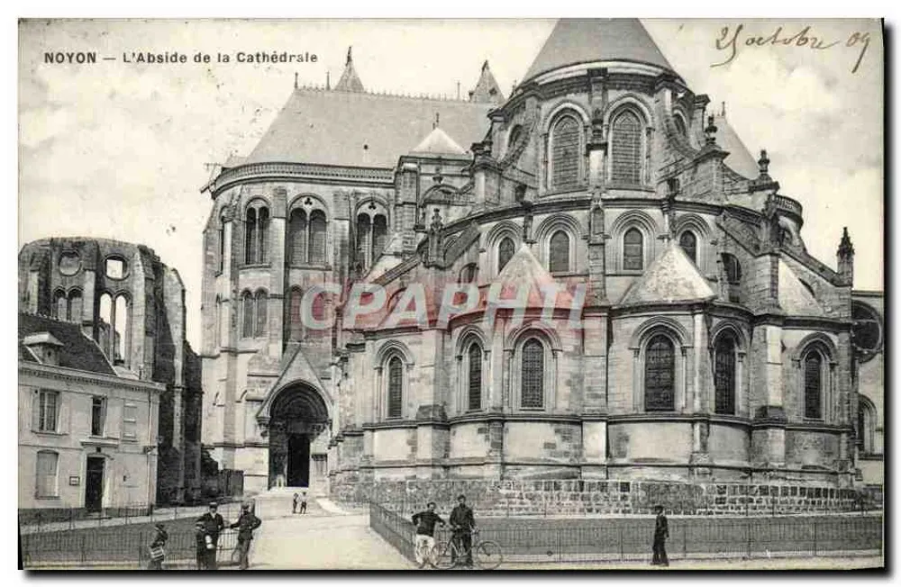 नॉयॉन — कैथेड्रल के एब्सिडे - आगे