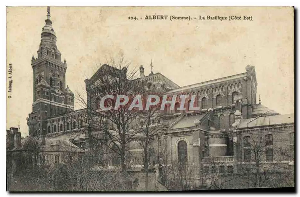 Albert (Somme) — A Basílica (Lado Leste) — G. Laong, em Albert - Frente