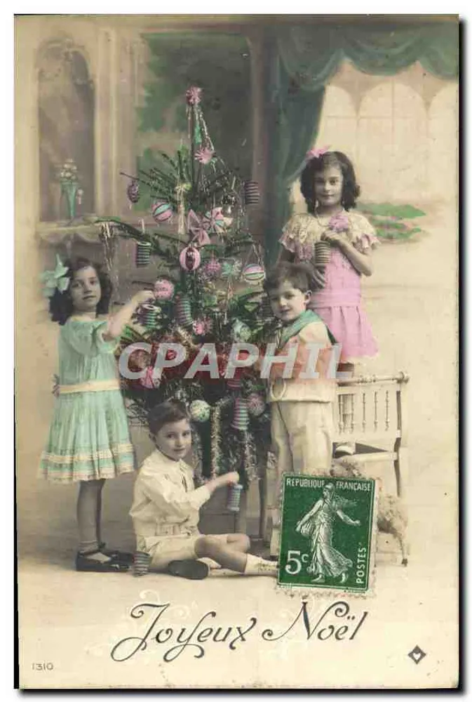 Kinder, die an einem Weihnachtsbaum spielen — unbekannter Verlag, Nr. 1310 - Vorderseite