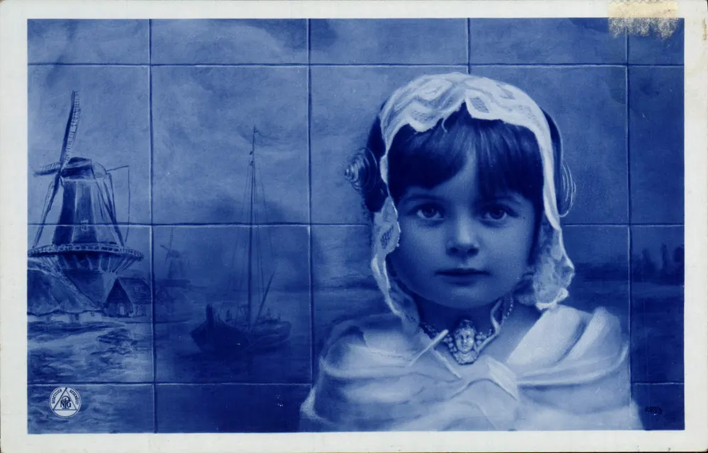 Niederländische Mädchen — blauer Ziegeldekor mit Mühle — Verlag NRG, Nr. 4095 - Vorderseite