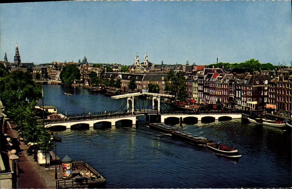 Amsterdã — Magere Brug sobre o Amstel — editor Krause, n° 935/3 - Frente
