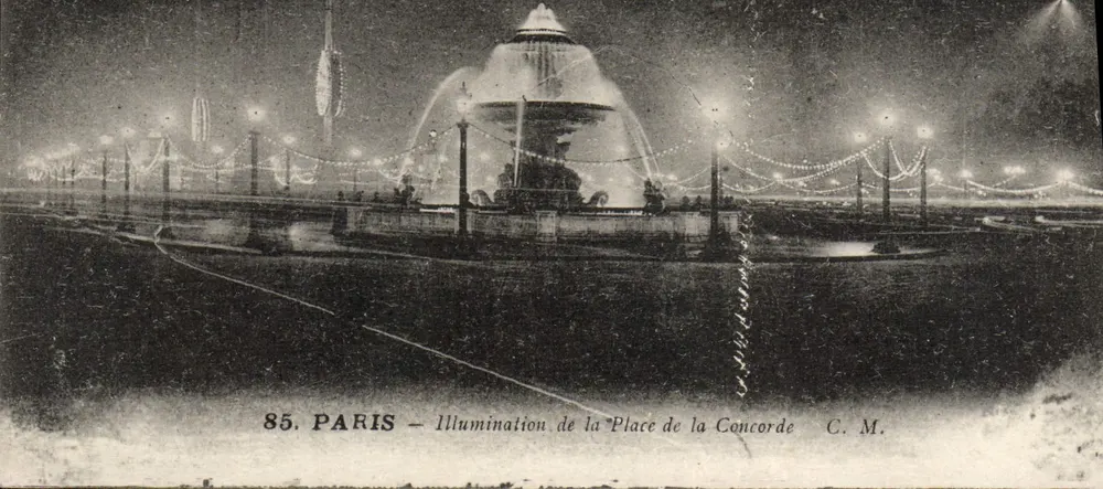 Paris — Iluminação da Place de la Concorde — C. M. n°85 - Frente