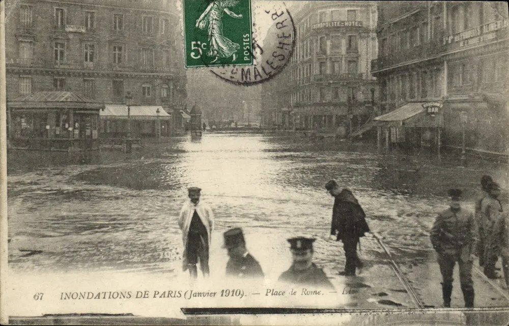 Inondations de Paris — Place de Rome — Éditeur : L. Lévy, n° 67 - Frente