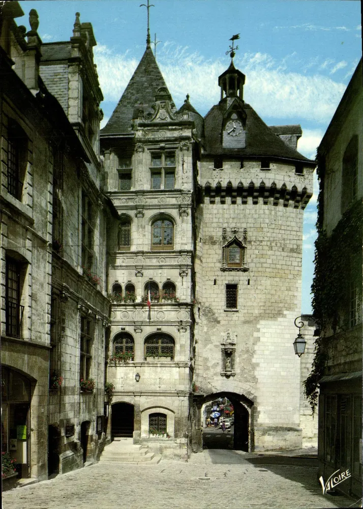 Loches — Die Picons-Tür (14. Jahrhundert) und das Rathaus (16. Jahrhundert) — Editions Valoire - Vorderseite