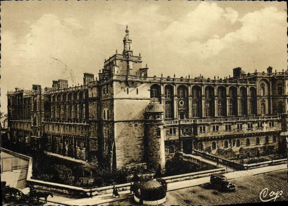 Le Château de Saint-Germain-en-Laye — façade Nord-Ouest — éditeur Cie des Arts Photomécaniques, n° 273 - Frente