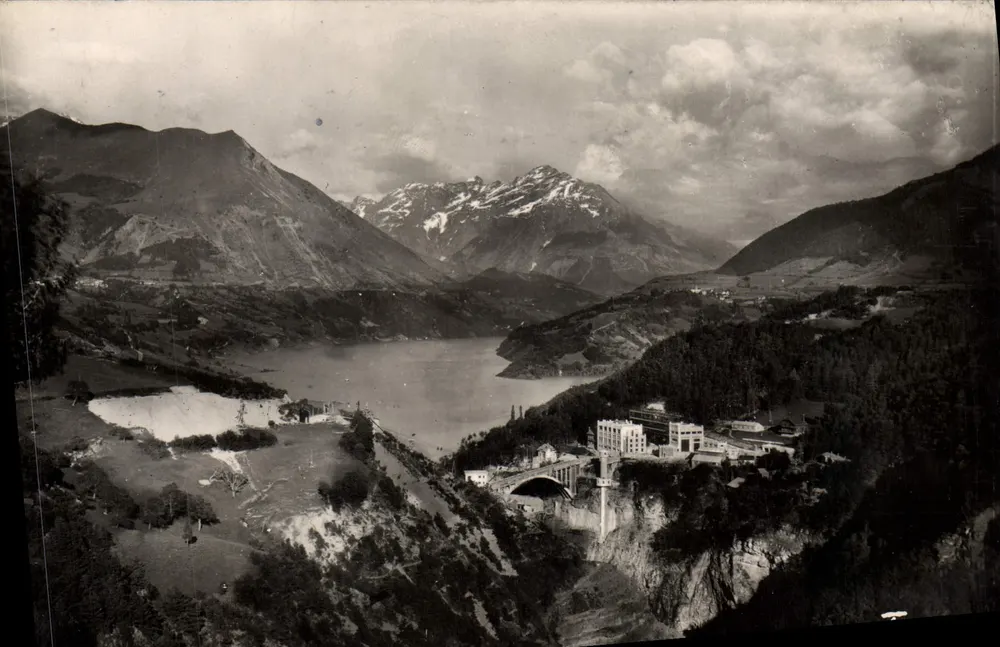 See Nalray und Brücke Sautet — Castellane, Alpen — Verlag nicht sichtbar - Vorderseite