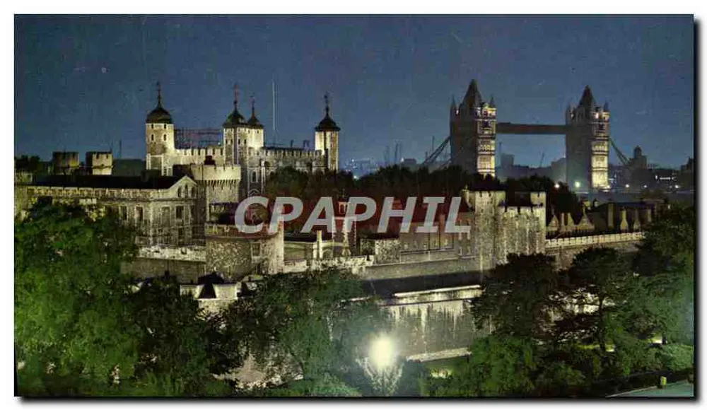 A Torre de Londres à noite — série Natural Colour — editor The Photographic Greeting Card Co. Ltd. n°530 - Frente