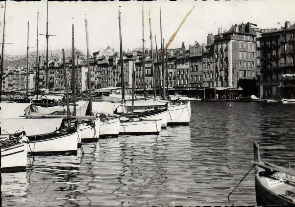 Toulon-sur-Mer — Quais — Éditeur : Les Editions Maritimes de Cimé-Nicé - Anverso