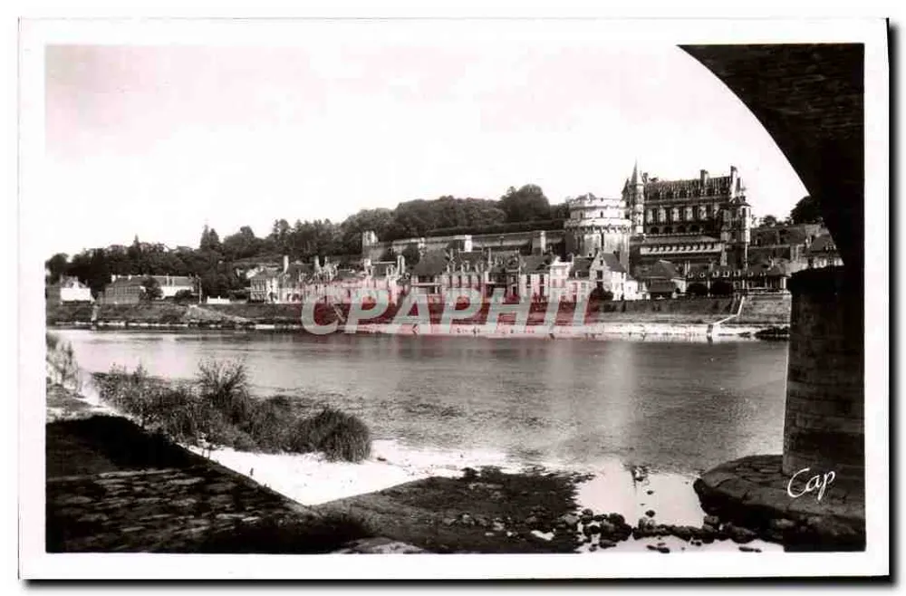 Amboise — Margens do rio Loire e o Castelo — G. P. Stranbourg n°159 - Frente
