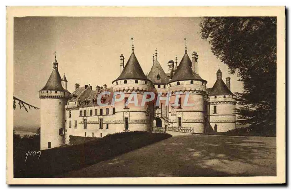 Castelo de Chaumont-sur-Loire — A Doce França. Castelos da Loire — Edição de Arte YVON, França - Frente