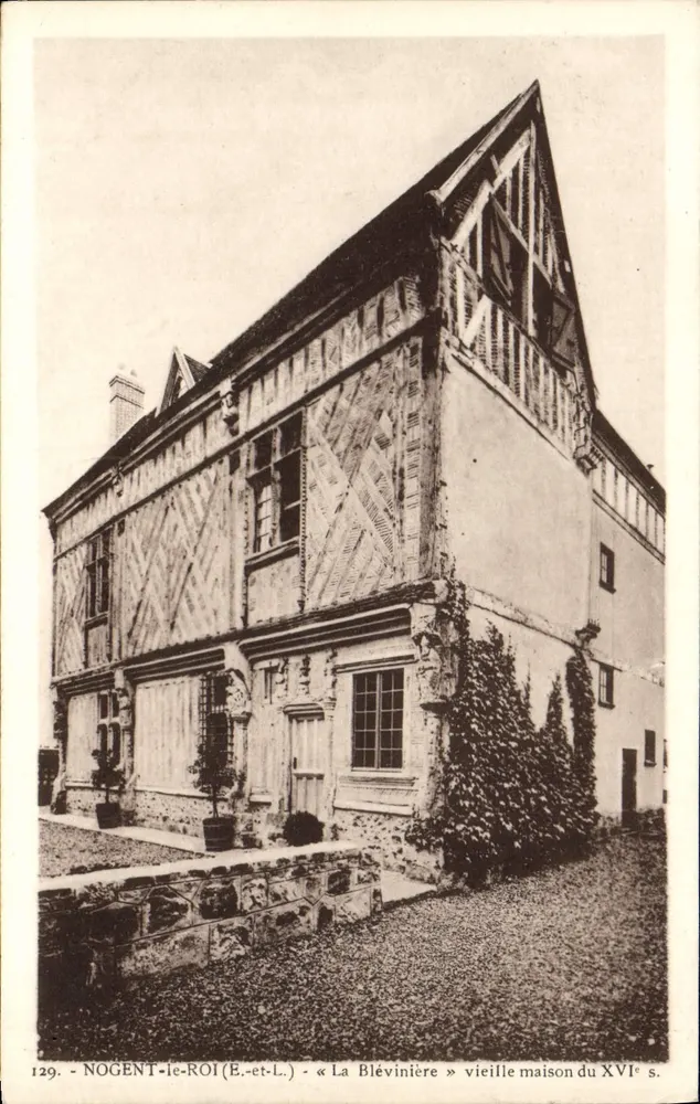 Nogent-le-Roi (E.-et-L.) - La Blévinière - altes Haus aus dem 16. Jahrhundert - Vorderseite