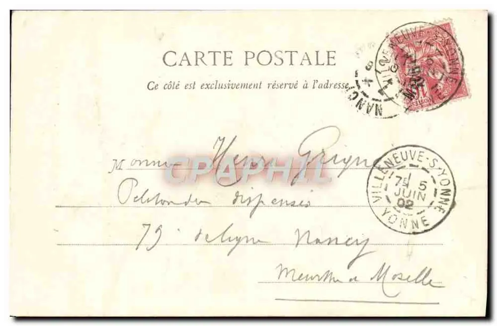 Villeneuve-sur-Yonne - La Chiesa, Facciata - Verso
