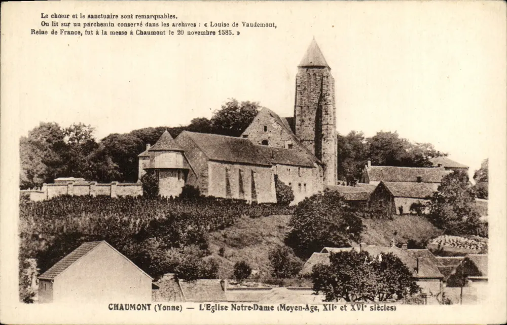 Chaumont (Yonne) — A Igreja de Nossa Senhora (Idade Média, séculos XIII e XVI) - Frente