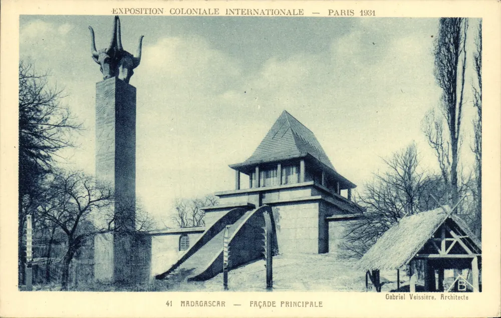 Madagaskar — Hauptfassade — Internationale Kolonialausstellung — Paris 1934 — Gabriel Veissière, Architekt - Vorderseite