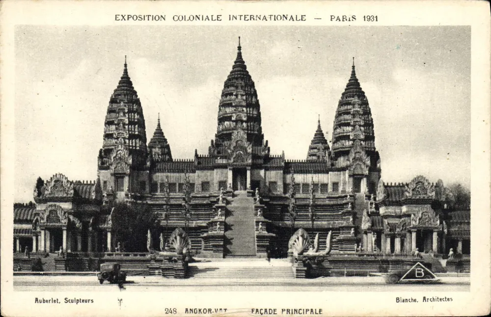 Angkor Wat — Hauptfassade — Internationale Kolonialausstellung — Paris 1931 — Auberlet Bildhauer, Blanche Architekten - Vorderseite