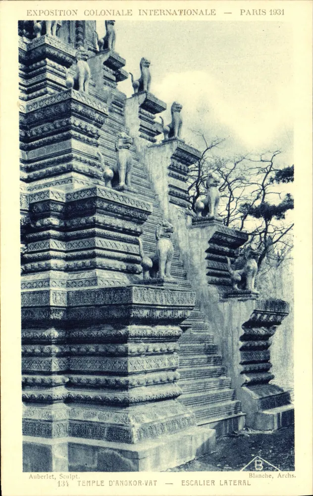 Tempel von Angkor-Vat — Seitenstiege — Internationale Kolonialausstellung — Paris 1931 - Vorderseite