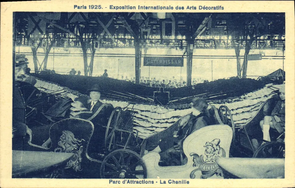 Paris 1925 - Internationale Ausstellung für Dekorative Künste - Vergnügungspark - Die Raupen - Vorderseite