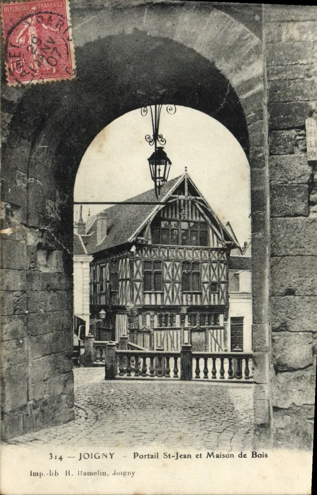 Joigny — Portail St-Jean et Maison de Bois — Imp.-lib H. Itamelin, Joigny - Recto