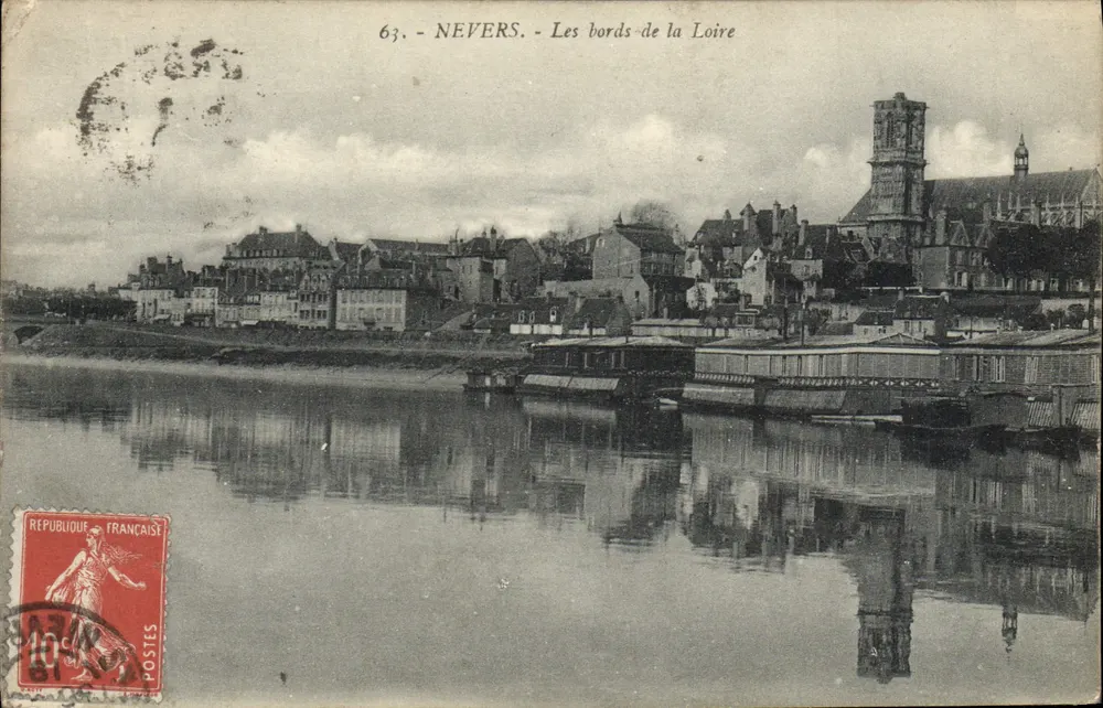 Nevers - As margens do rio Loire — editor Nevers, n° 63 - Frente