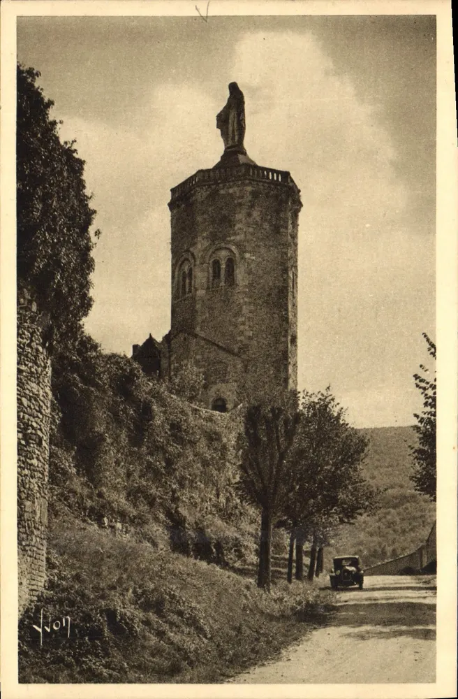 Autun — Turm der Gefangenen und der Ursulinen (13. Jh.) — Les Éditions d'Art Yvon, Paris - Vorderseite