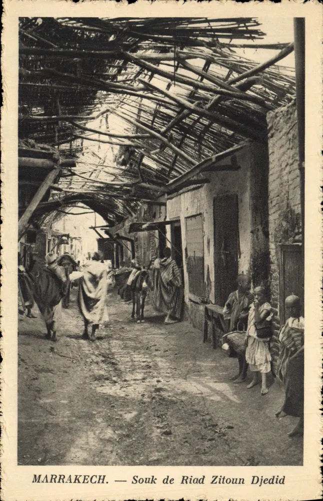 मरोक्को — रियाद जितून जेदिद के सूक — उत्तर अफ्रीकी स्व-चक्र एडिशन - आगे