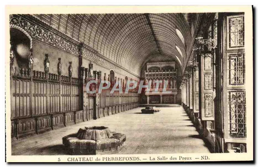Schloss Pierrefonds — Die Halle der Ritter — Verlag: Lant et Révérin, Paris - Vorderseite