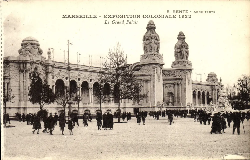Marseille - Kolonialausstellung 1922 — Das Große Palais — E. Bentz, Architekt - Vorderseite