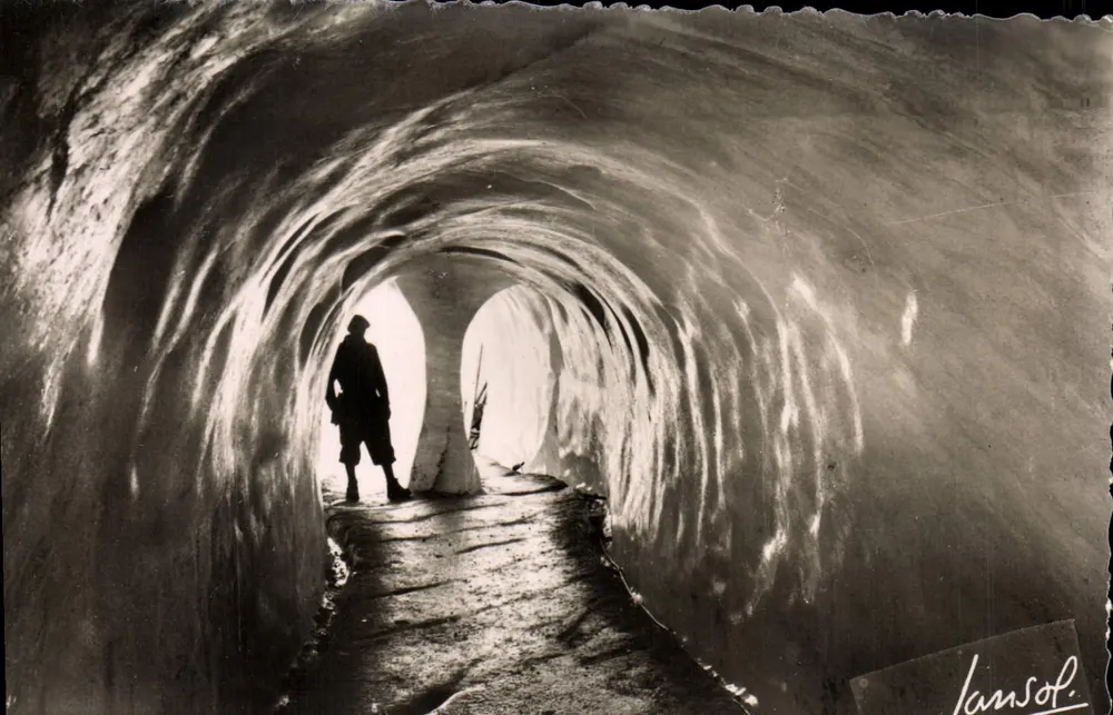 Chamonix - Mont Montenvers (Höhe 1913 m) — Die Grotte der Eisküste — MG.1 — Eingang zur Grotte — Éditions Photographiques FANSOL - Vorderseite