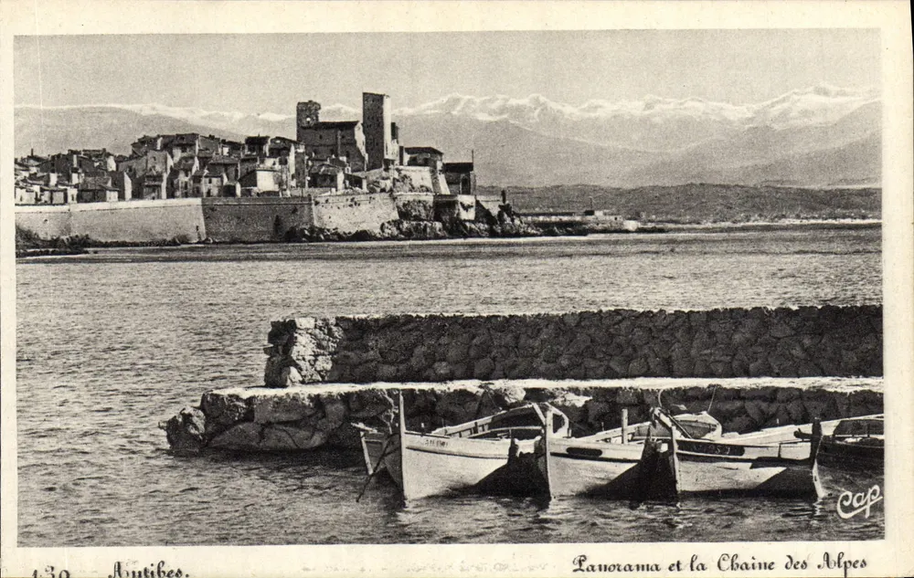 Antibes — Panorama und die Alpenkette — Cap - Vorderseite
