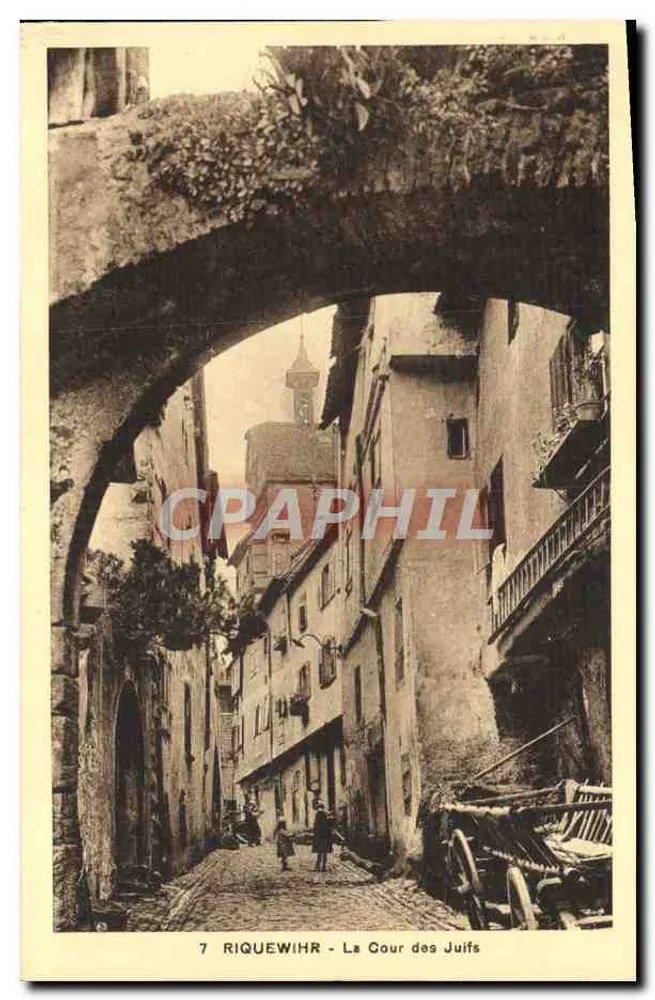 Riquewihr - Der Judenplatz — Ansicht unter einem Steinarco mit Verleger Vilibeco - Vorderseite