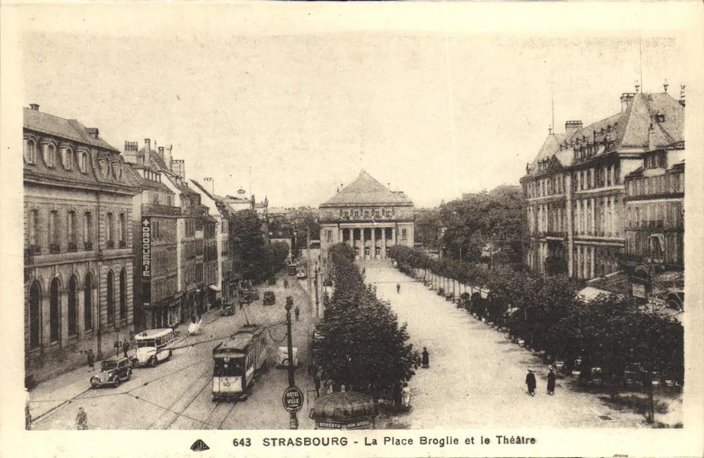 Straßburg - Die Place Broglie und das Theater — Verleger C. des Arts Photoméc. Straßburg, Nr. 643 - Vorderseite