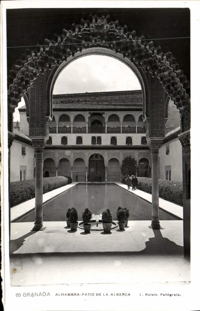 Alhambra - Patio de la Alberca — Granada — L. Roisin, Fotógrafo, n°88 - Awers