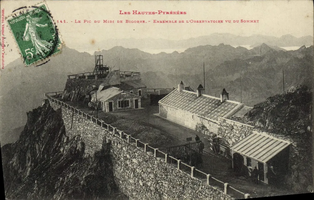 Le Pic du Midi de Bigorre — Ansicht des Observatoriums vom Gipfel — Phototyp Frères Toulouse, Nr. 141 - Vorderseite