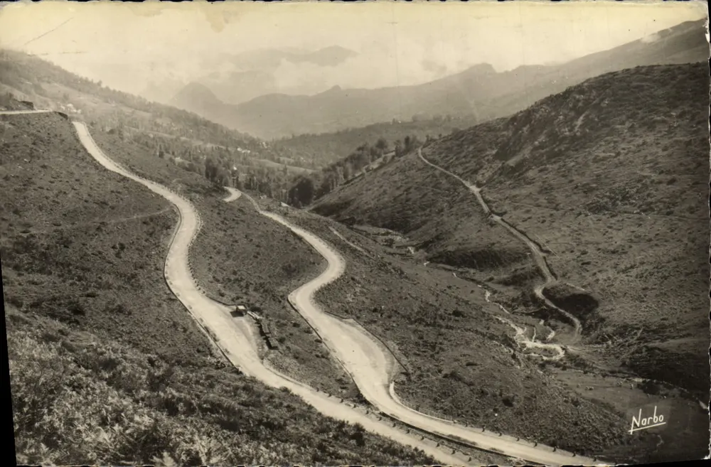 Les Lacets de la Route — Col de Port — Norbo - Frente