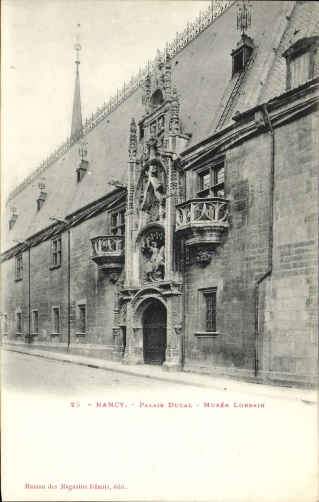 Nancy - Palácio Ducal - Museu Loreno — Casa dos Magasins Réunis, edição n°25 - Frente