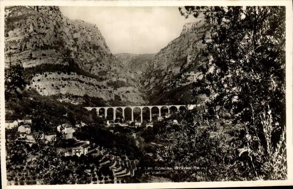 As Gorges do Loup — O Viaduto — Edição A.M. Loup - Frente