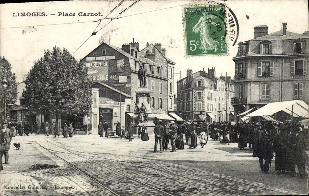 Limoges — Place Carnot — Nouvelles Galeries, Limoges - Recto