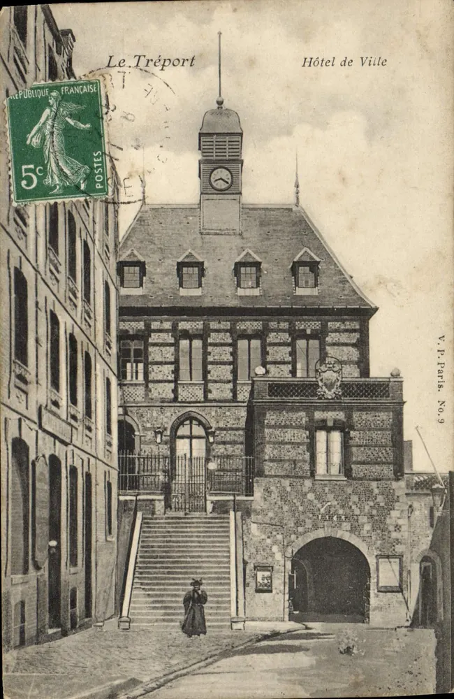 Le Tréport — Hôtel de Ville — V.P. Paris No.9 - Voorkant