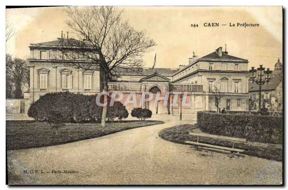 Caen — A Prefeitura — M. C. F. L. Paris-Meudon n°244 - Frente