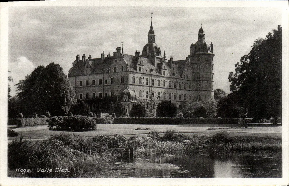 Køge, Vallo Slot — castelo Renascentista com jardim e lago — editor desconhecido, número de série não visível - Frente