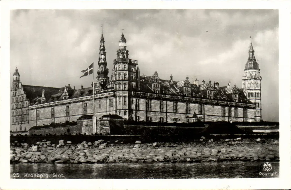 Kronborg Slot — Castelo de Kronborg — Alex Vincent's Kunstforbund, Copenhague - Frente