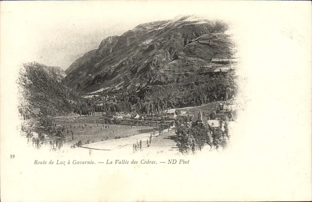 Route von Luz nach Gavarnie — Die Tanne-Tal — ND Pbot - Vorderseite